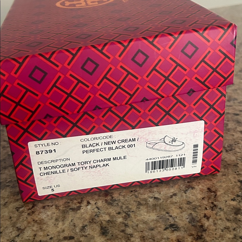 New Tory Burch monogram mules with charm - Picture 2 of 11
